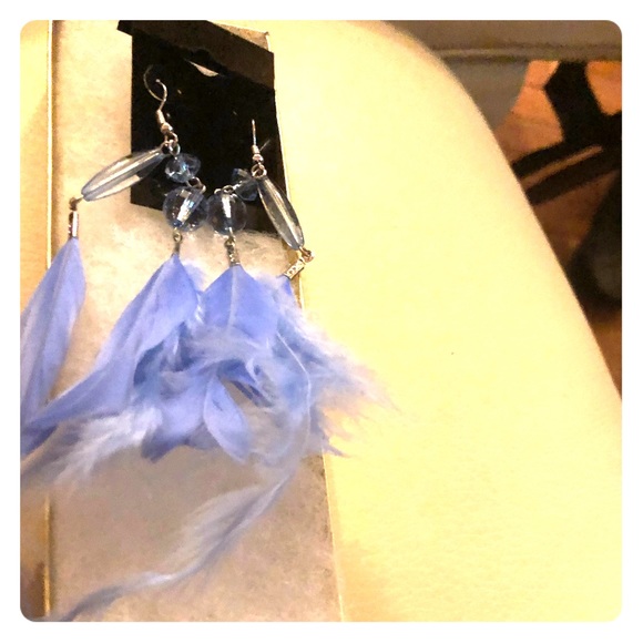 Giu Giu Boutique Jewelry - Lavender feather earrings